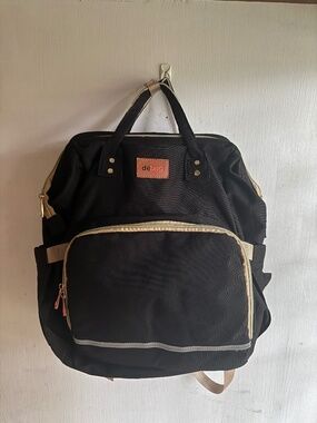 Debug Diaper Bag w/ Built in Changing Table